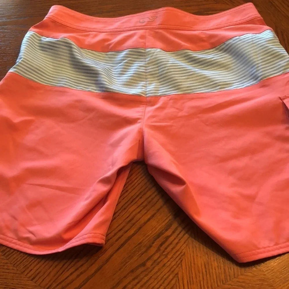 Vineyard Vines Swimwear 34 - Picture 4 of 5